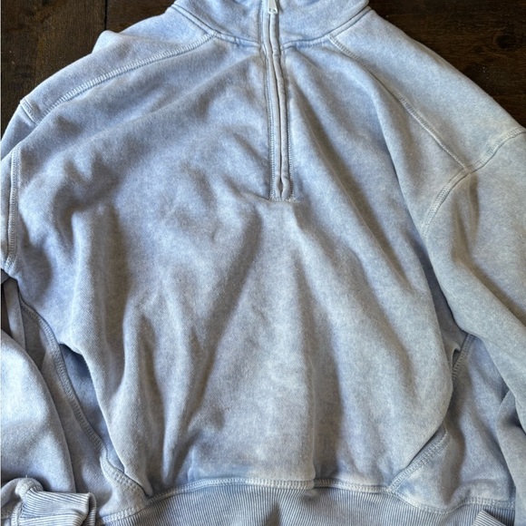 Hippie Rose 3/4 zip sweatshirt washed light blue color size small with pockets - Picture 2 of 4